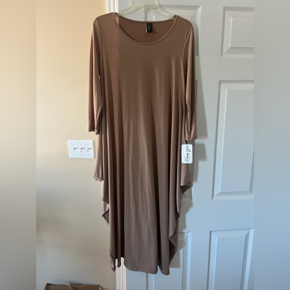 🆕 KLASSY GIRL Elegant Tan Women's Dress